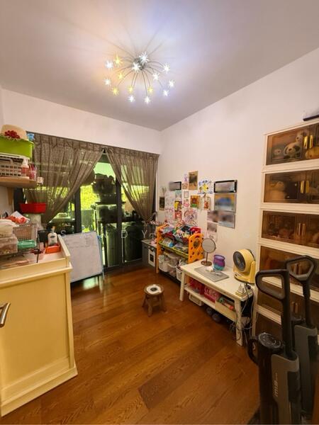 Kingsford Waterbay Condominium For Sale at S$ 1,950,000 | PropertyGuru Singapore