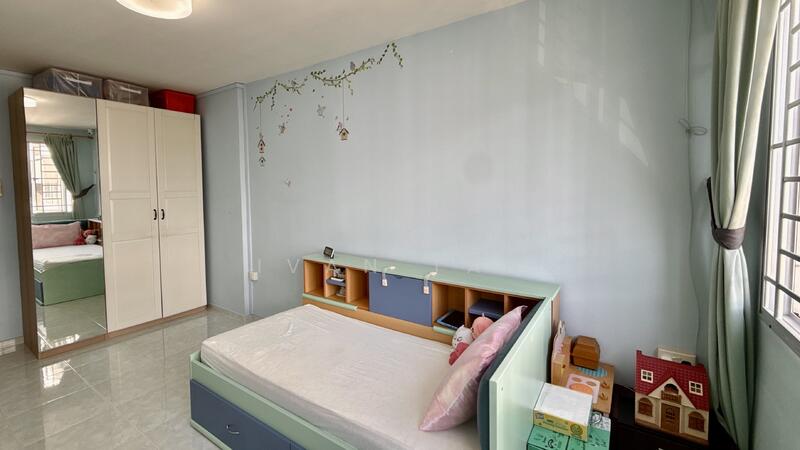 141 Simei Street 2 HDB Flat For Sale at S$ 698,000 | PropertyGuru Singapore - Common Bedroom 1
