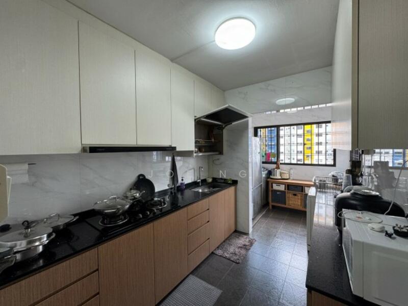 330 Sembawang Close HDB Flat For Sale at S$ 698,000 | PropertyGuru Singapore