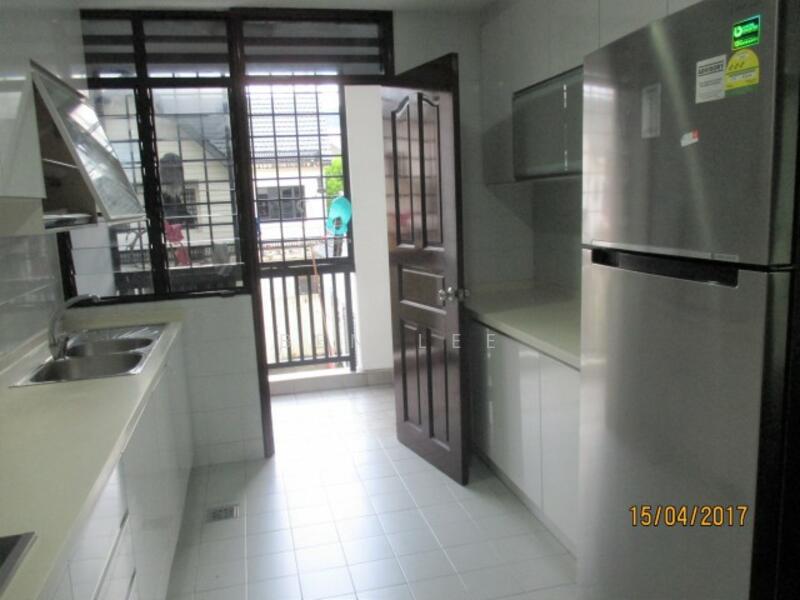 D10 -21 Bukit timah beauty world mrt 4 bedroom house, yuk tong ave, 4 Bedrooms, 3,000 sqft, Terraced House For Rent, by Ben Lee, 60232706 - PropertyGuru.com.sg