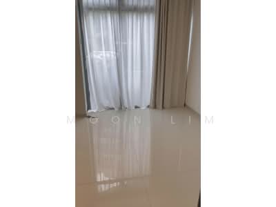 For Sale - 3BR FH in D11