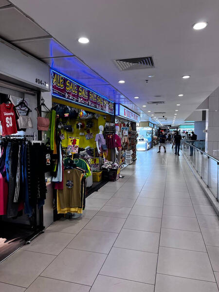 Lucky Plaza, 304 ORCHARD ROAD, 538 sqft, Mall Shop For Sale, by Andrea Lin, 60232838 - CommercialGuru.com.sg