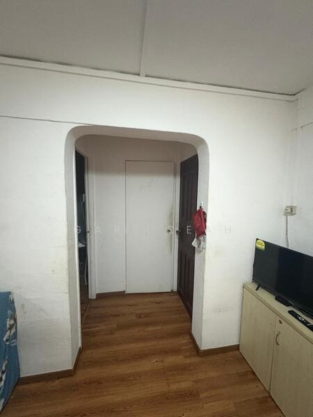 233 Bukit Batok East Avenue 5 HDB Flat For Sale at S$ 425,000 | PropertyGuru Singapore