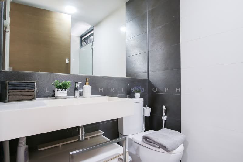 The Trizon Condominium For Sale at S$ 2,368,888 | PropertyGuru Singapore - Bathroom
