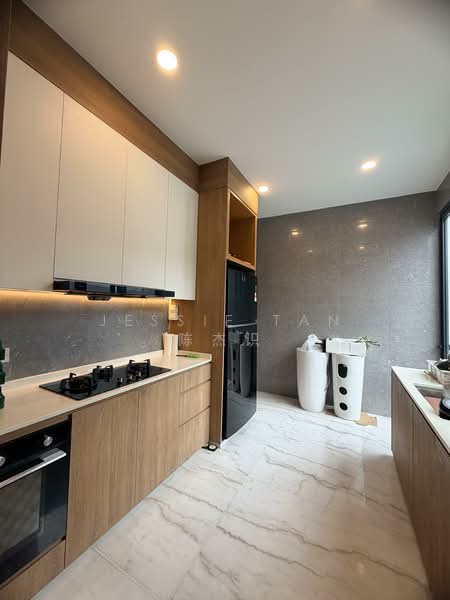 31 MUGLISTON ROAD Terraced House For Sale at S$ 13,888,888 | PropertyGuru Singapore - Kitchen