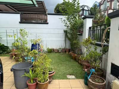 For Sale - Burgundy Hill