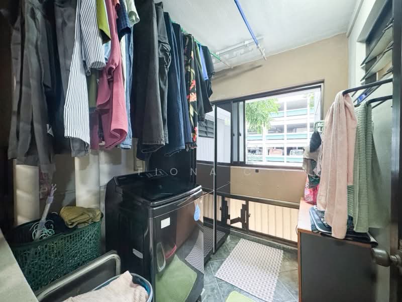 897B Woodlands Drive 50 HDB Flat For Sale at S$ 550,000 | PropertyGuru Singapore