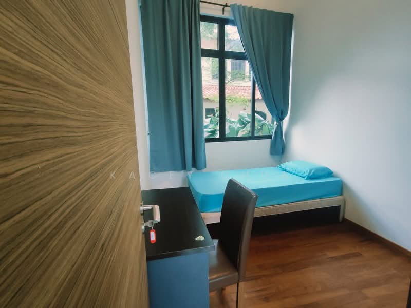 Parkwood Residences Condominium For Sale at S$ 1,550,000 | PropertyGuru Singapore