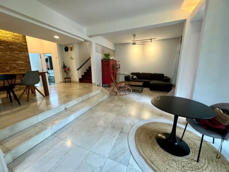 Bukit Timah Botanic Gardens MRT 4 Bed and Helper Garden, University Road, 4 Bedrooms, 4,280 sqft, Semi-Detached House For Rent, by Phoebe Ang, 60233020 - PropertyGuru.com.sg