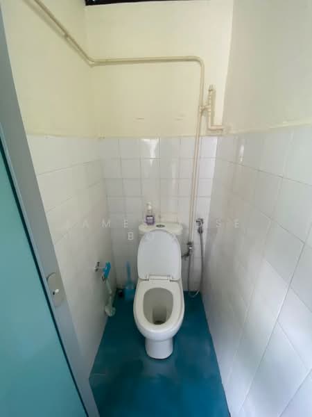 85 Lorong 4 Toa Payoh, 85 Lorong 4 Toa Payoh, 2 Bedrooms, 700 sqft, HDB Flat For Rent, by James Jose Boo, 60233125 - PropertyGuru.com.sg