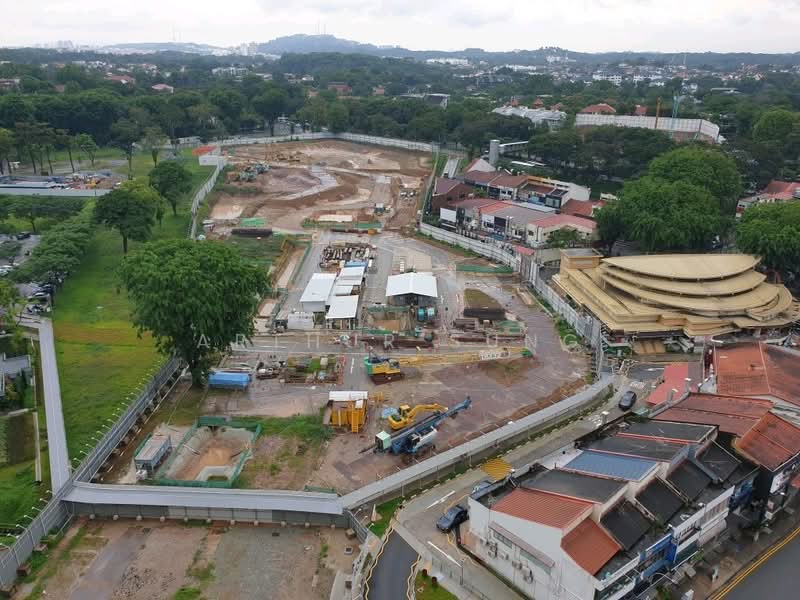 12 Holland Avenue HDB Flat For Sale at S$ 550,000 | PropertyGuru Singapore - Unblocked View to Holland Village