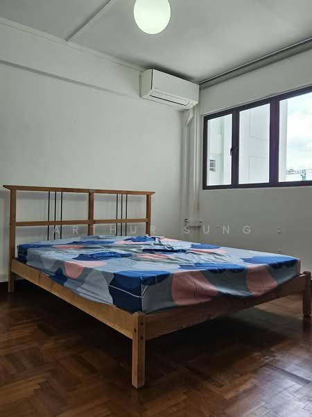 12 Holland Avenue HDB Flat For Sale at S$ 550,000 | PropertyGuru Singapore - Bedroom