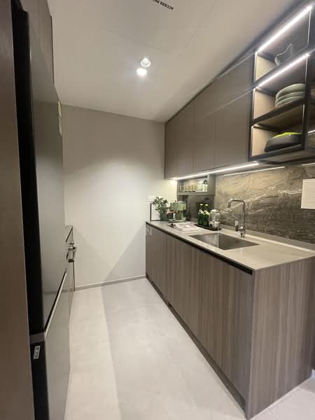 PENRITH, 70,72 Margaret Drive, 2 Bedrooms, 614 sqft, Condominium For Sale, by Marn Lee, 60233222 - Kitchen - PropertyGuru.com.sg