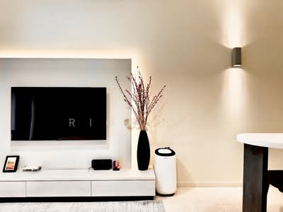 For Sale - The Tre Ver