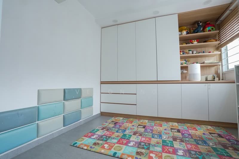 For Sale - 35 Marine Crescent