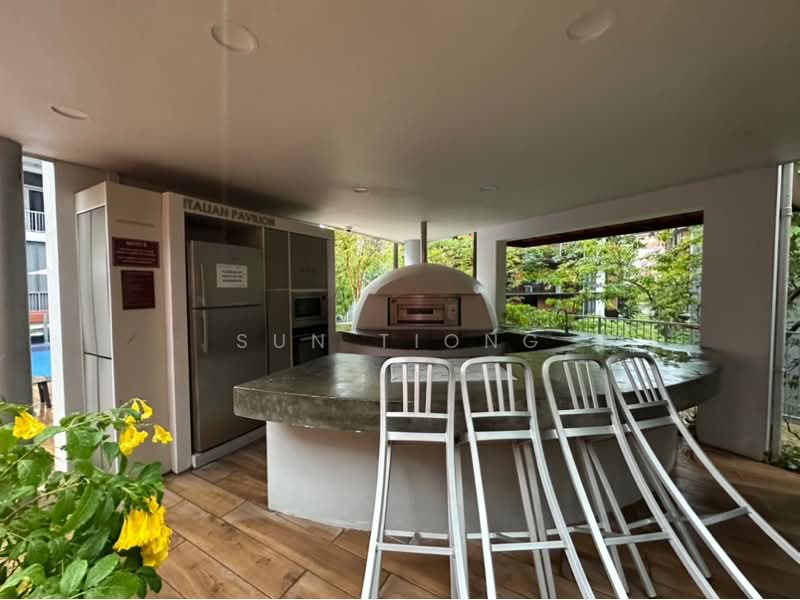 The Creek @ Bukit Condominium For Sale at S$ 1,500,000 | PropertyGuru Singapore