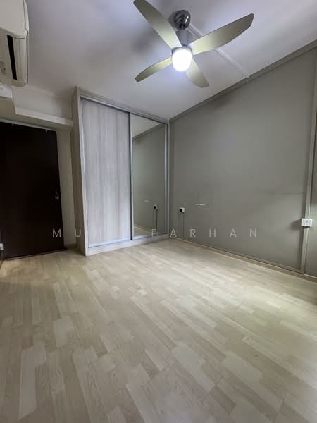 For Sale - 262B Compassvale Street