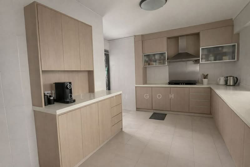 103 Bukit Batok Central HDB Flat For Sale at S$ 780,000 | PropertyGuru Singapore