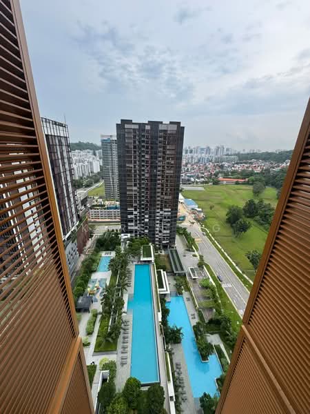 Midwood, 10 Hillview Rise, 3 Bedrooms, 893 sqft, Condominium For Sale, by Karen Ng, 60233928 - Exterior - PropertyGuru.com.sg