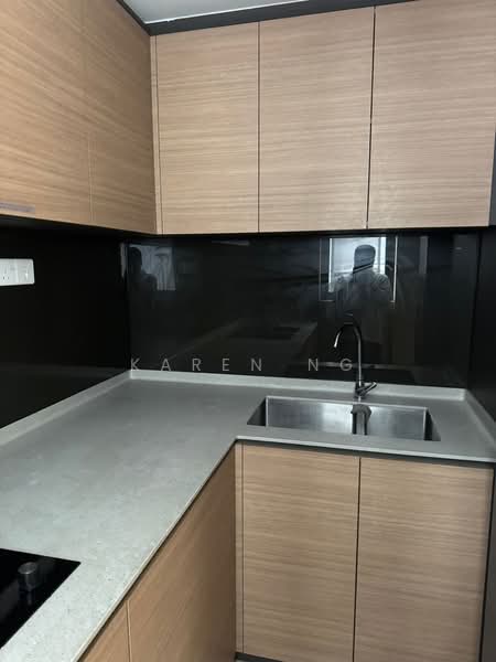 Midwood, 10 Hillview Rise, 3 Bedrooms, 893 sqft, Condominium For Sale, by Karen Ng, 60233928 - Kitchen - PropertyGuru.com.sg