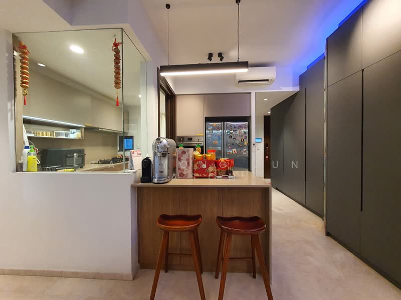 JadeScape Condominium For Sale at S$ 3,288,000 | PropertyGuru Singapore - Kitchen
