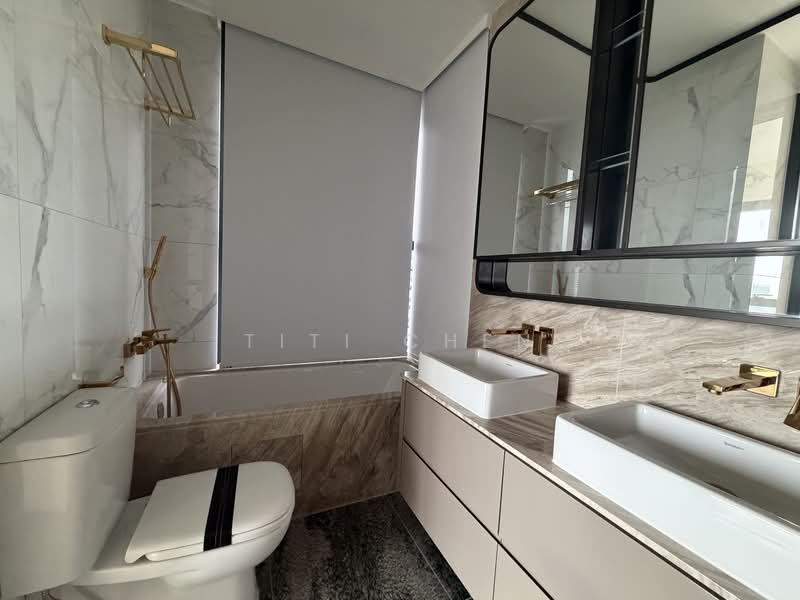 Perfect Ten, 323 Bukit Timah Road, 3 Bedrooms, 1,281 sqft, Condominium For Rent, by Titi Chen, 60233949 - Bathroom - PropertyGuru.com.sg