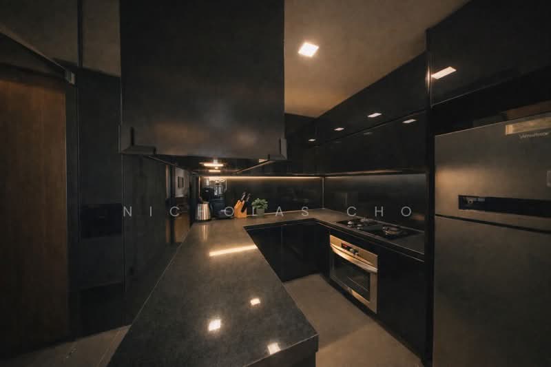 Mirage Tower Condominium For Sale at S$ 2,350,000 | PropertyGuru Singapore