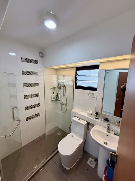 546B Segar Road, 546B Segar Road, Room Rental, 150 sqft, HDB Flat For Rent, by Rain Yang Xinyu, 60234101 - PropertyGuru.com.sg