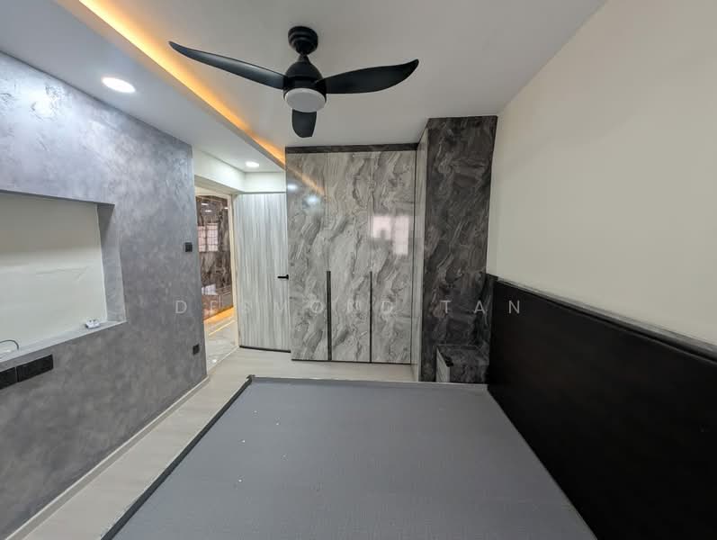 111 Serangoon North Avenue 1, 111 Serangoon North Avenue 1, 2 Bedrooms, 860 sqft, HDB Flat For Rent, by Desmond Tan, 60234157 - Bedroom - PropertyGuru.com.sg