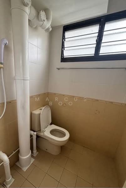 570 Ang Mo Kio Avenue 3 HDB Flat For Sale at S$ 410,000 | PropertyGuru Singapore