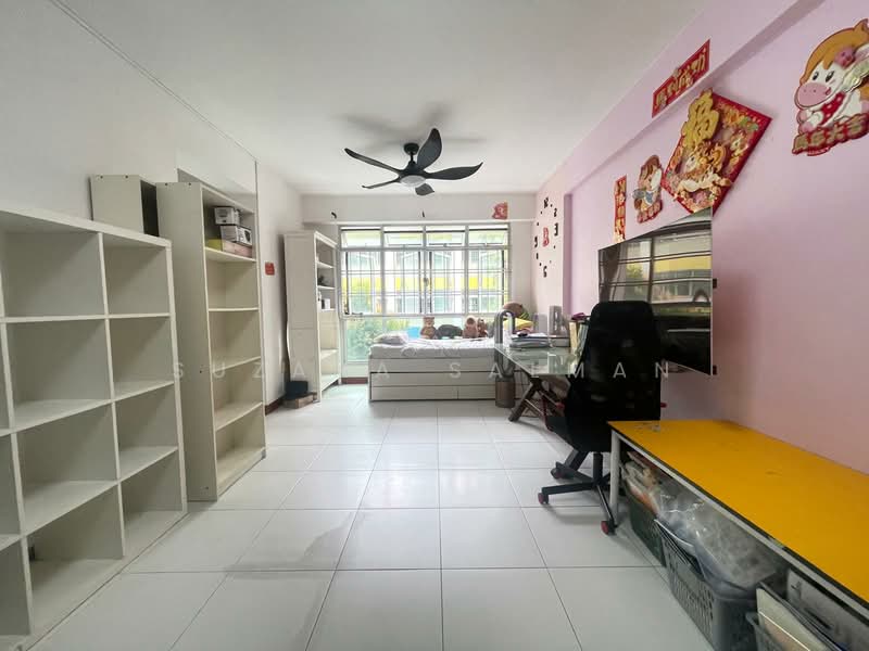 452 Yishun Ring Road HDB Flat For Sale at S$ 470,000 | PropertyGuru Singapore