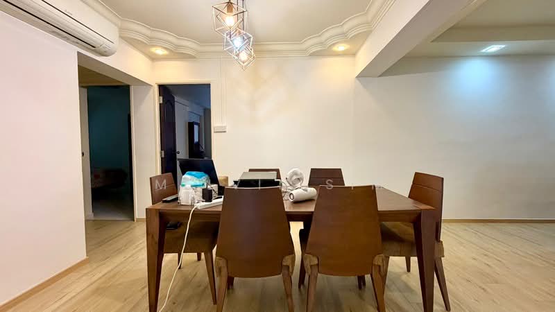 For Sale - 316 Sembawang Vista