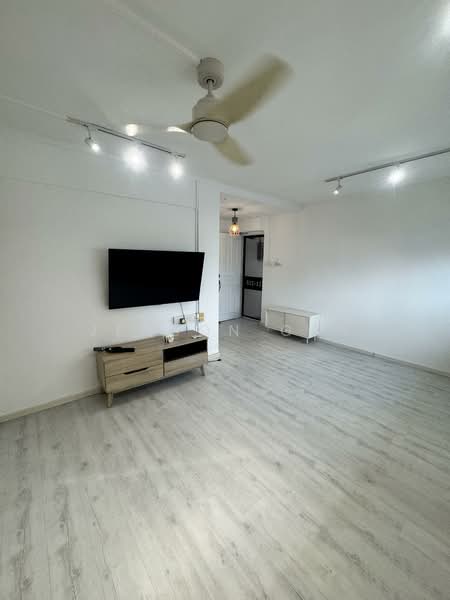 684 Race Course Road, 684 Race Course Road, 2 Bedrooms, 678 sqft, HDB Flat For Rent, by Jenson Gan, 60234395 - PropertyGuru.com.sg