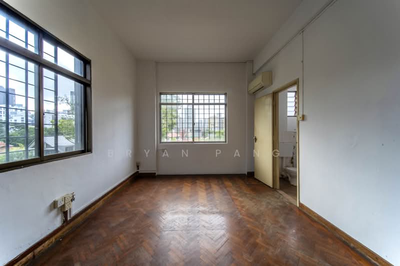 Orchard Court Condominium For Sale at S$ 2,188,000 | PropertyGuru Singapore