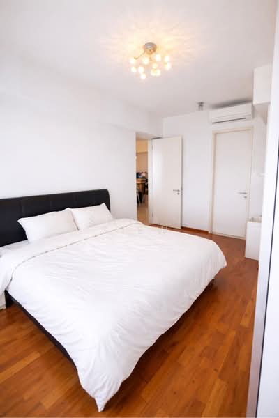 Southbank, 881 North Bridge Road, 2 Bedrooms, 958 sqft, Condominium For Sale, by Shoan Siew, 60234557 - PropertyGuru.com.sg
