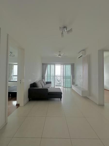 Southbank, 881 North Bridge Road, Beach Road / Bugis / Rochor, 2 Bedrooms, 958 sqft, Condominium For Sale, by Shoan Siew, 60234557 - Living Room - PropertyGuru.com.sg