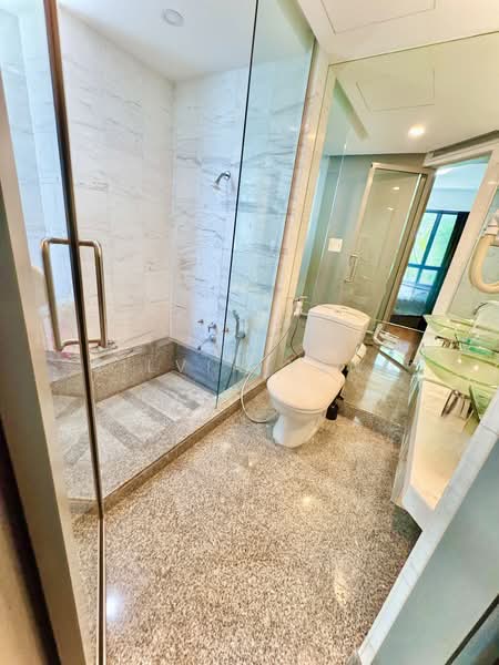 Water Place Condominium For Sale at S$ 2,250,000 | PropertyGuru Singapore - Bathroom