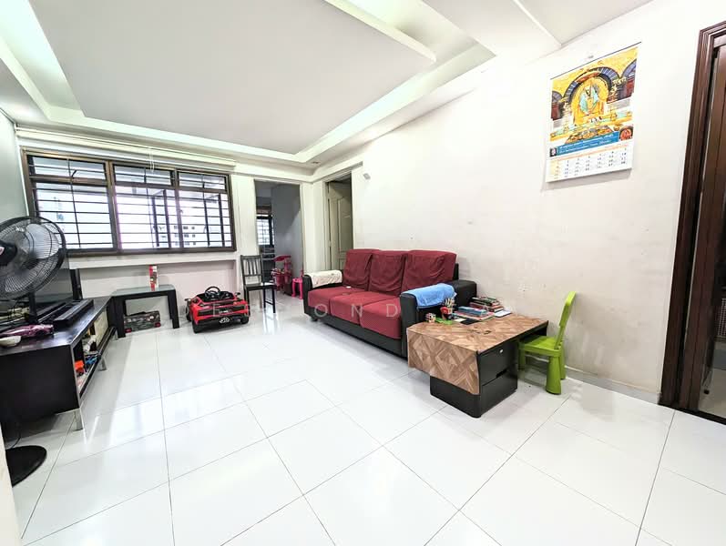 684B Choa Chu Kang Crescent, 684B Choa Chu Kang Crescent, 3 Bedrooms, 1,000 sqft, HDB Flat For Rent, by Desmond Tan, 60234812 - PropertyGuru.com.sg