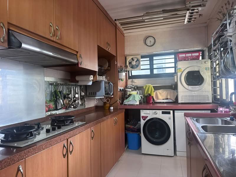 183 Yung Sheng Road HDB Flat For Sale at S$ 675,000 | PropertyGuru Singapore