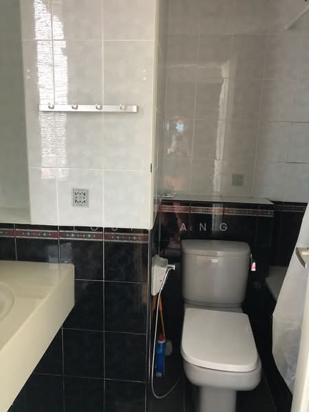 Harbour View Towers, 21 Telok Blangah Drive, 2 Bedrooms, 797 sqft, Condominium For Rent, by Louis Ang, 60234920 - PropertyGuru.com.sg