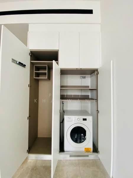 Martin Modern Apartment For Sale at S$ 2,188,888 | PropertyGuru Singapore