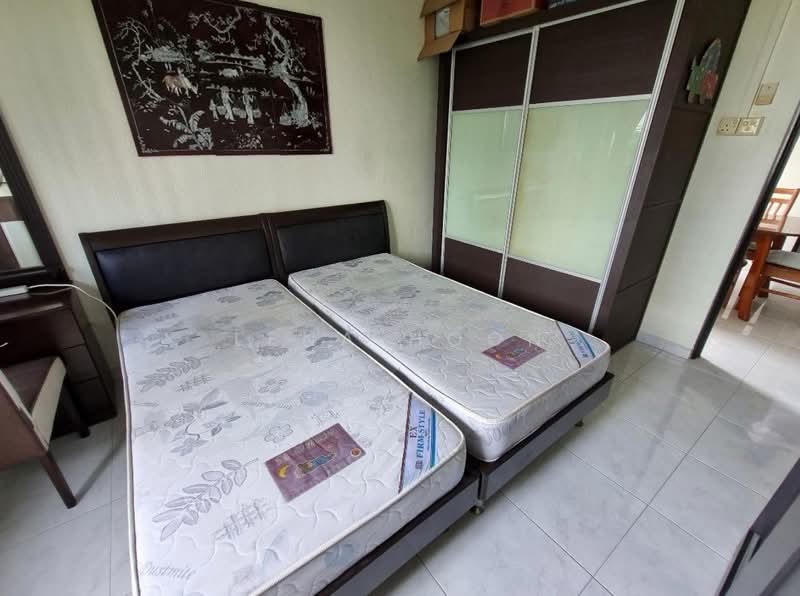 For Rent - 214 Marsiling Lane