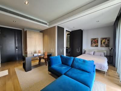 For Rent - OUE Twin Peaks