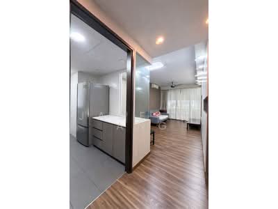 For Rent - Riverparc Residence