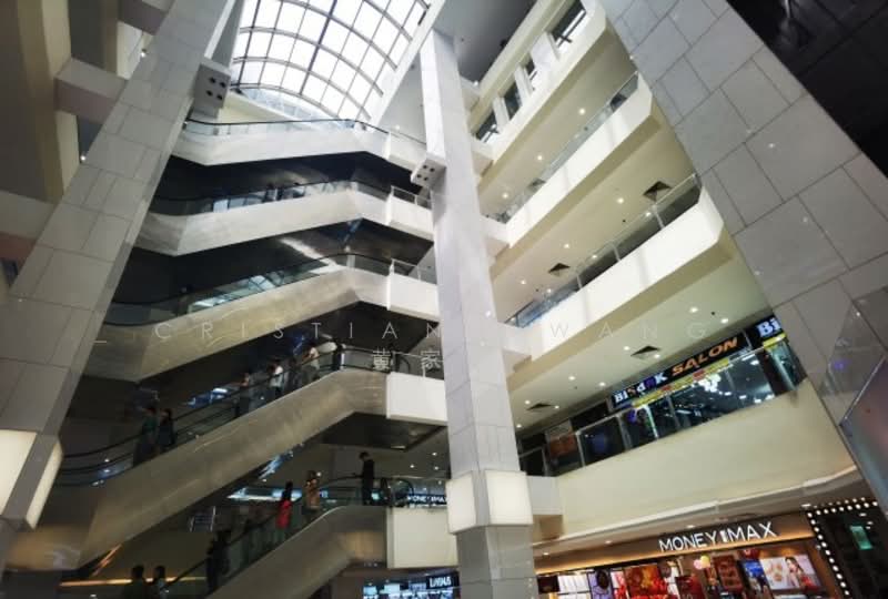 Lucky Plaza, Orchard Road, Orchard / River Valley, 3,045 sqft, Food & Beverage For Sale, by Cristiano Wang 黄家闳, 60235289 - CommercialGuru.com.sg