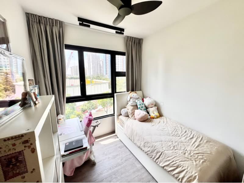 Lush Acres Executive Condominium For Sale at S$ 2,200,000 | PropertyGuru Singapore