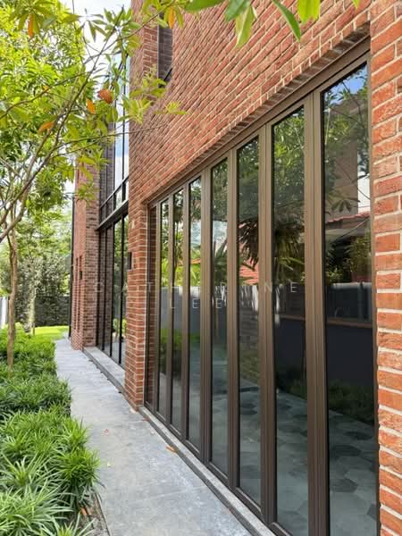 ★Eminence Landed★ Brand New Semi-D @ Sembawang Hills 1km to St. Nic Semi-Detached House For Sale at S$ 9,000,000 | PropertyGuru Singapore