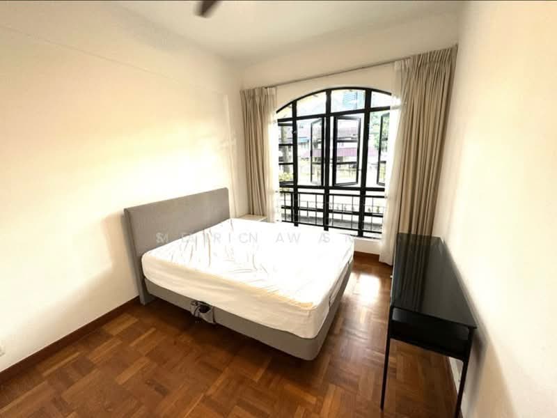 Pinewood Gardens Condominium For Sale at S$ 4,300,000 | PropertyGuru Singapore