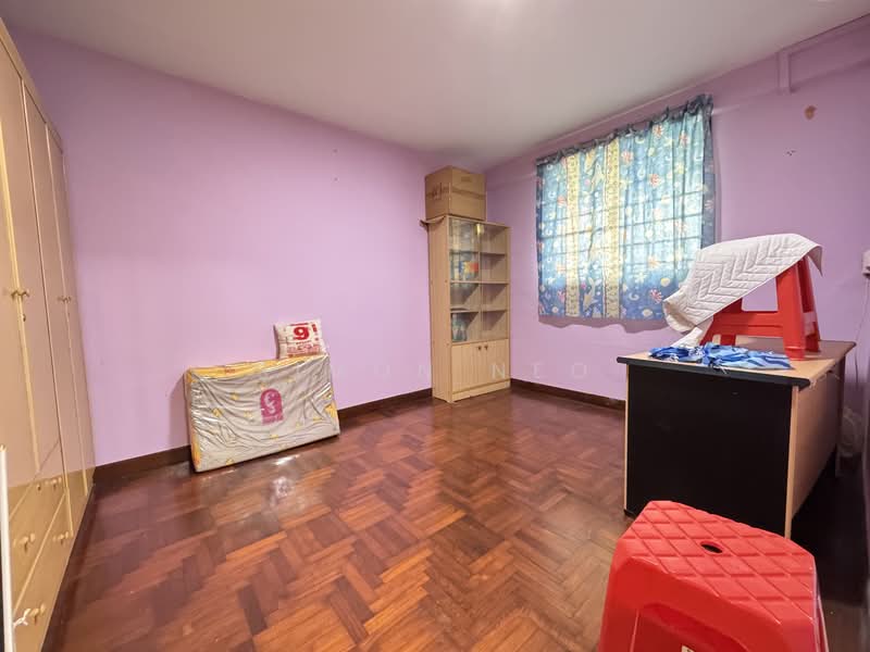 12 Lorong 7 Toa Payoh HDB Flat For Sale at S$ 370,000 | PropertyGuru Singapore