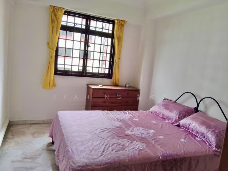 681 Choa Chu Kang Crescent, 681 Choa Chu Kang Crescent, Room Rental, 250 sqft, HDB Flat For Rent, by Kean Ng 黄和杰, 60235545 - Bedroom - PropertyGuru.com.sg